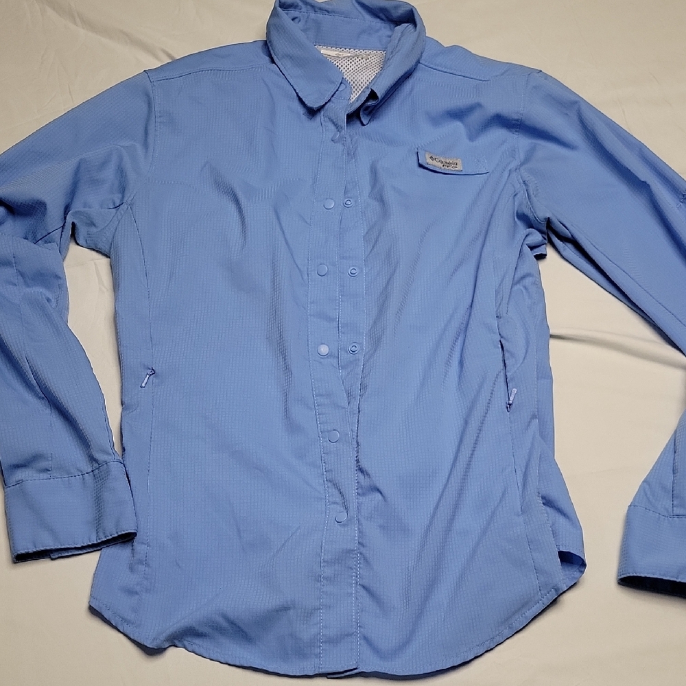 Columbia Womens Light Blue Casual Button Down Shirt
